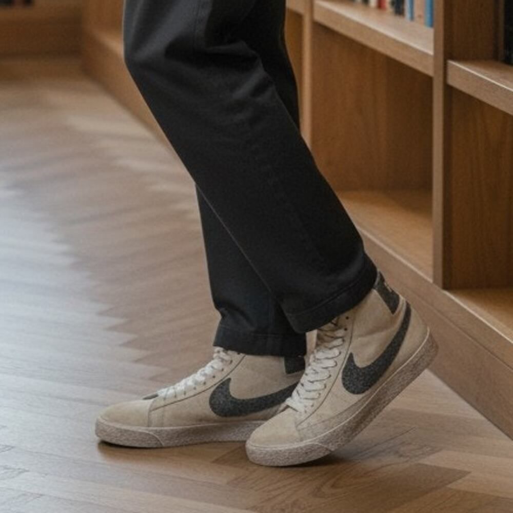 NIKE SB ZOOM Blazer Mens White Washed Suede Hi-Top Sneakers - Size: 7